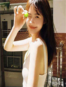 她2013